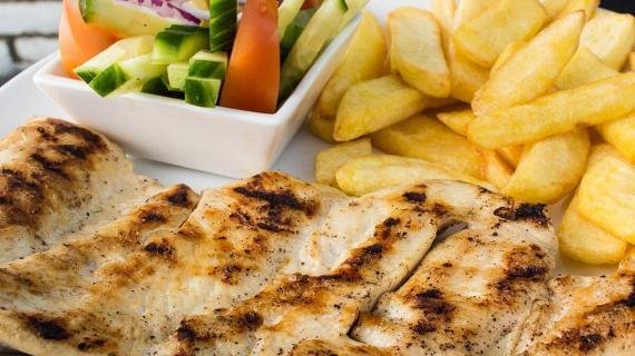 Piept de pui la grătar(meniu)