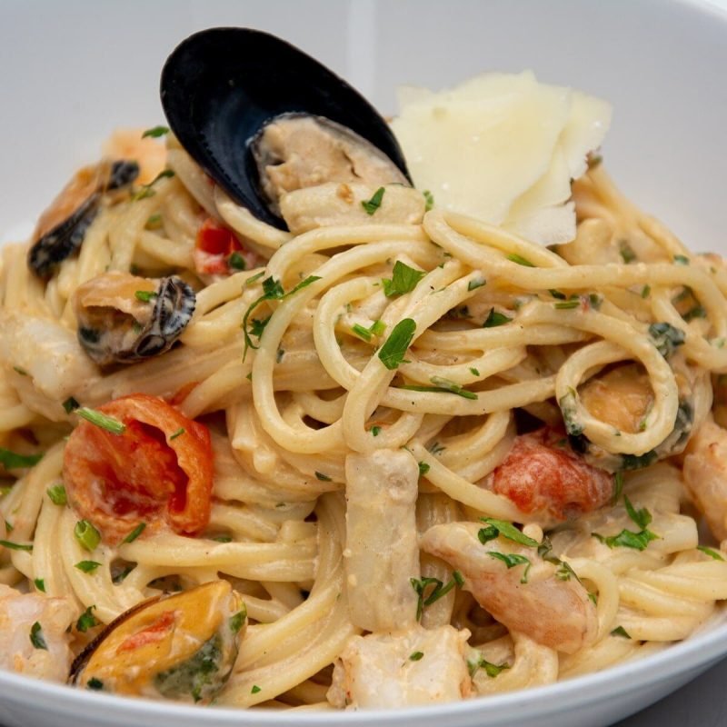 Spaghetti con frutti di mare